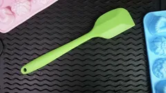 Prečo sa silikónová lopatka dáva do mrazničky – efekt, o ktorom málokto vie