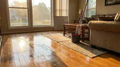 Prečo sa neodporúča umývať podlahy večer: názory a poverčivé predstavy